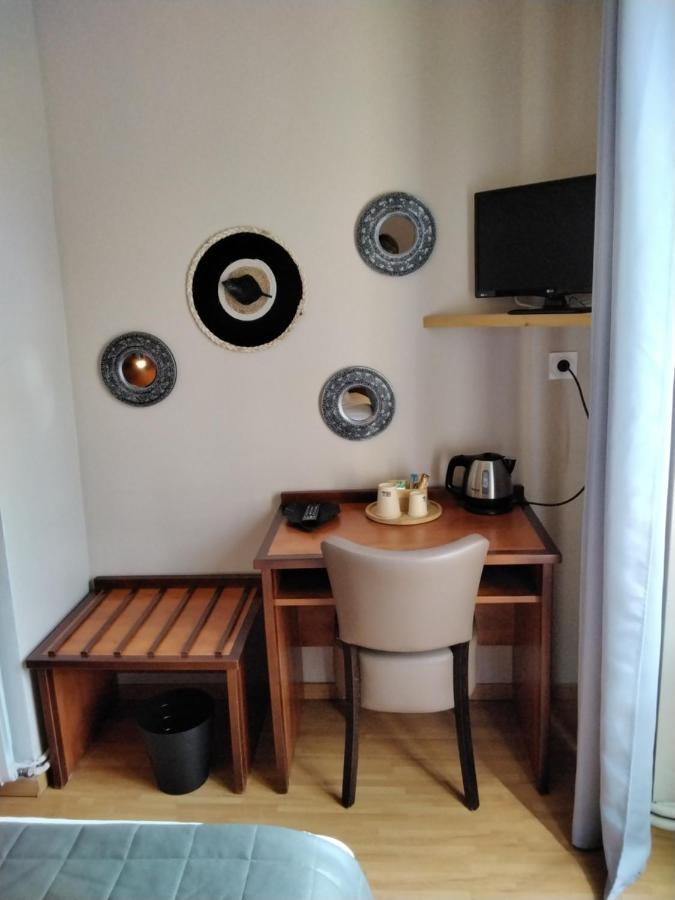 Hotel Restaurant La Traverse Cénac-et-Saint-Julien المظهر الخارجي الصورة