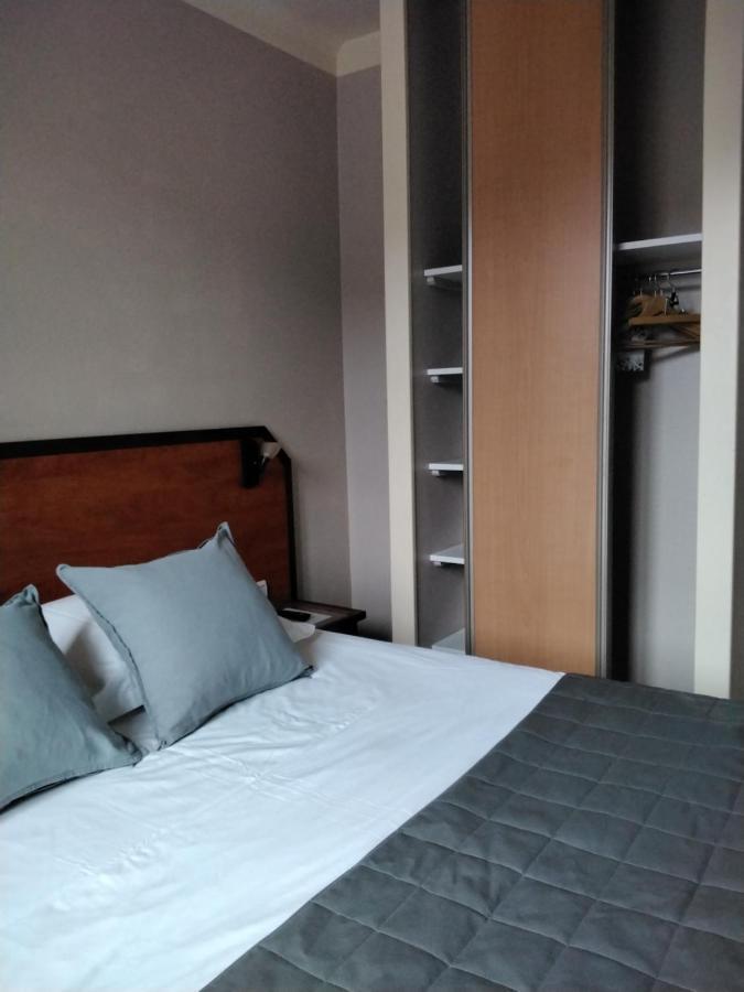 Hotel Restaurant La Traverse Cénac-et-Saint-Julien المظهر الخارجي الصورة