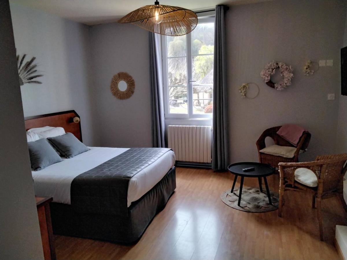 Hotel Restaurant La Traverse Cénac-et-Saint-Julien المظهر الخارجي الصورة