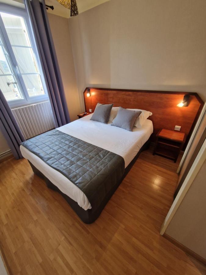 Hotel Restaurant La Traverse Cénac-et-Saint-Julien المظهر الخارجي الصورة